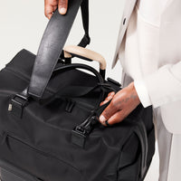 Béis The Convertible Duffle Bag in Black