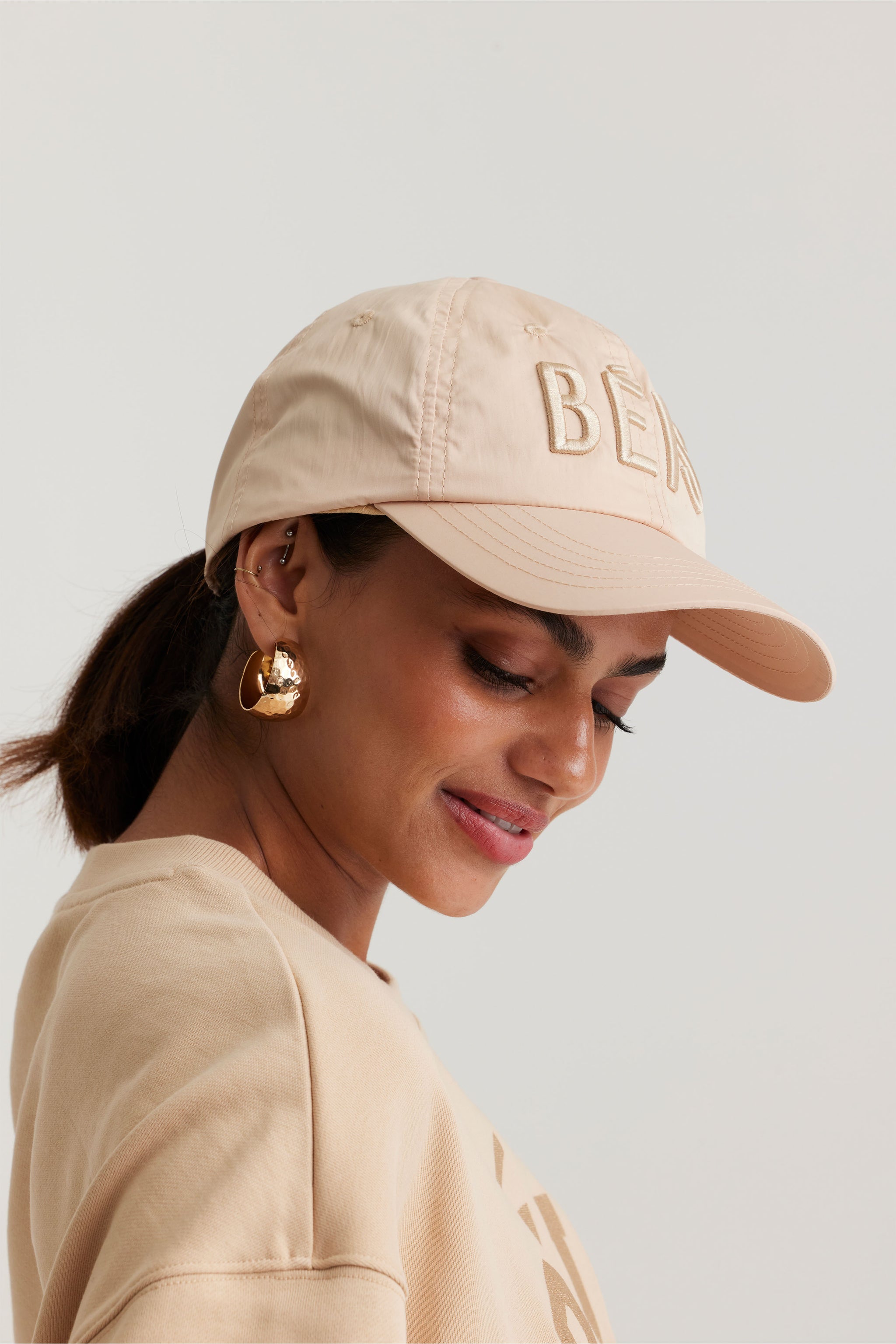 BÉIS 'The BÉISball Cap' in Beige Basic Beige Baseball Hat