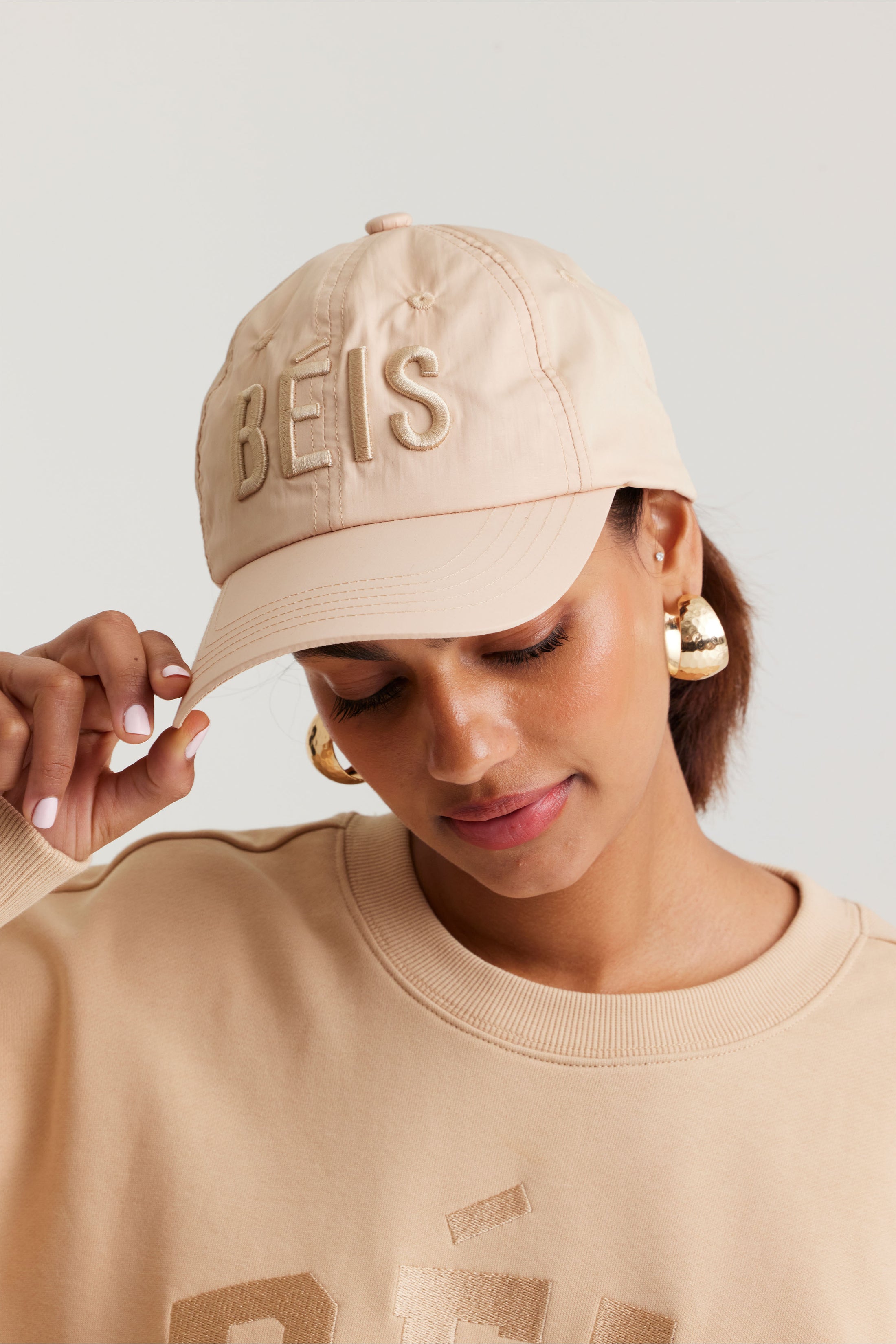BÉIS 'The BÉISball Cap' in Beige Basic Beige Baseball Hat