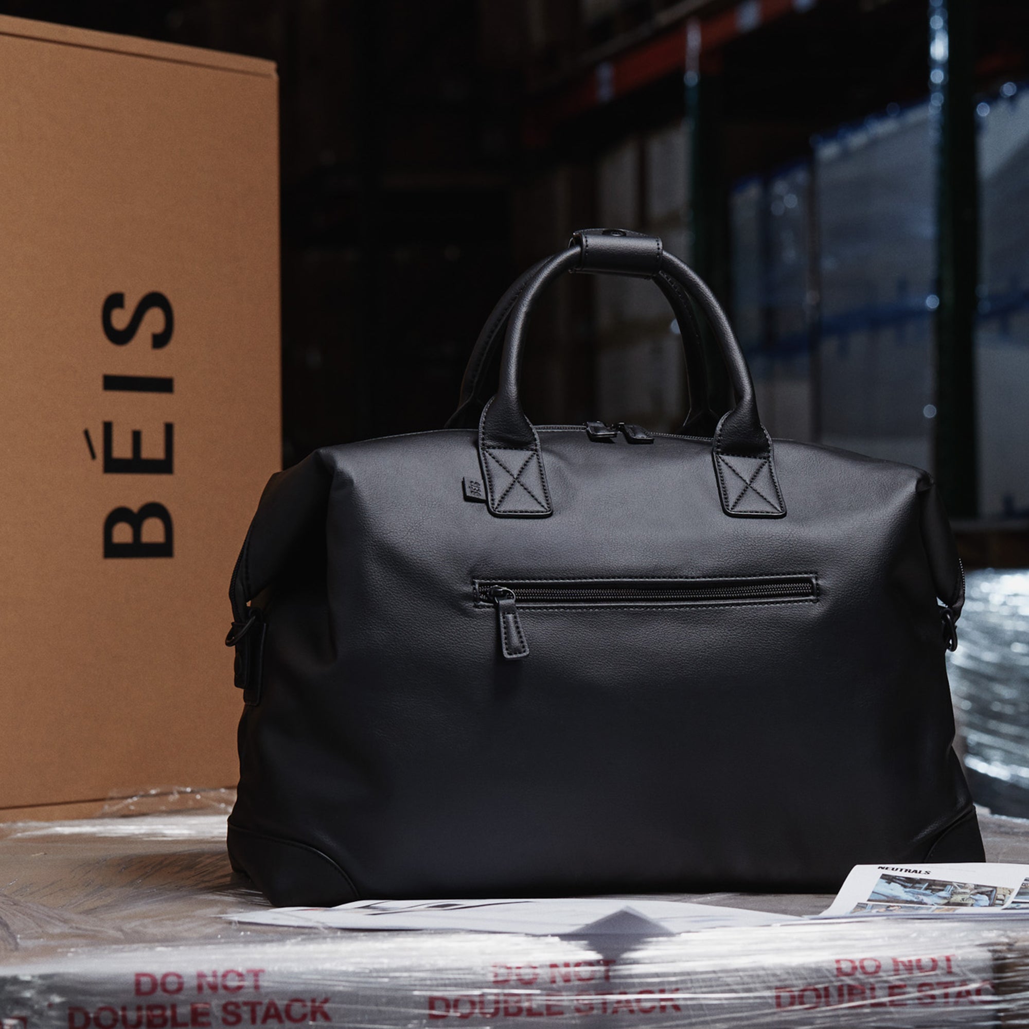 Béis 'The Premium Duffle' in Black - Black Vegan Leather Duffle Bag ...