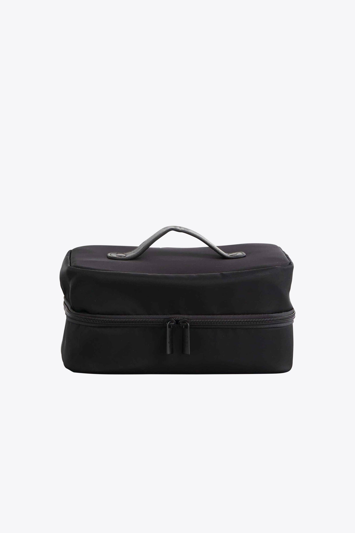 Resale The Hanging Cosmetic Case in Black