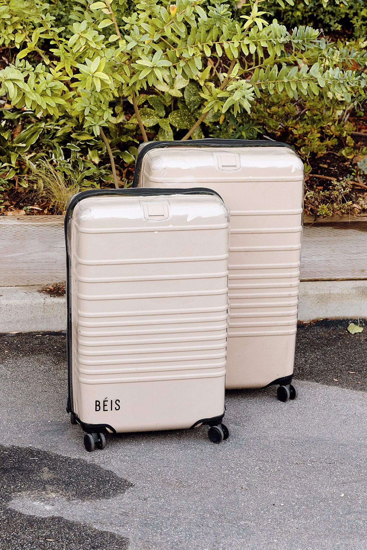 Resale The Medium Check-In Roller Luggage Cover