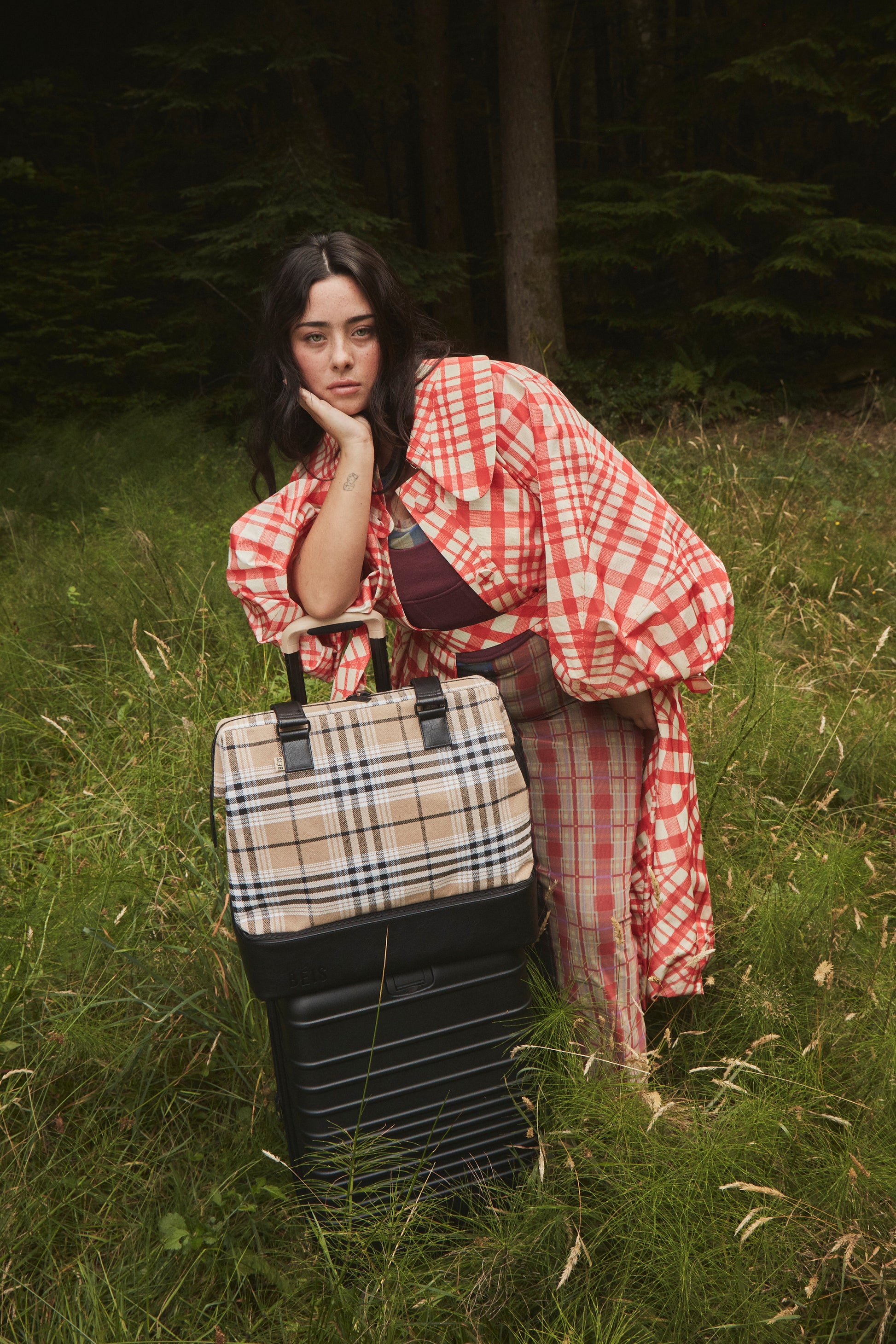 Béis The Mini Weekender Travel Bag in Plaid