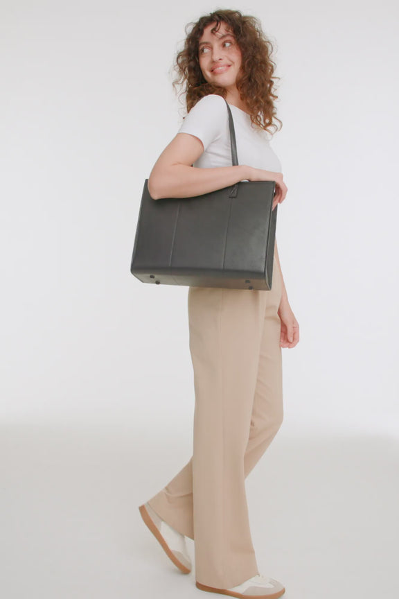 BÉIS 'The Work Tote' in Black - Black Work Bag For Women & Laptop Tote Bag