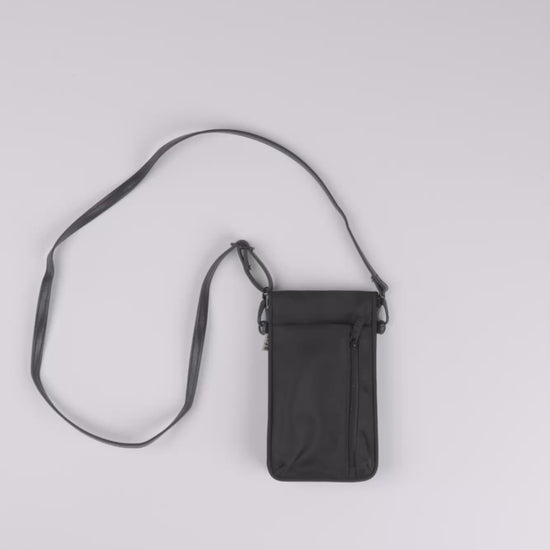 BÉIS 'The ID Crossbody Bag' In Black - Crossbody Bag With ID Pocket