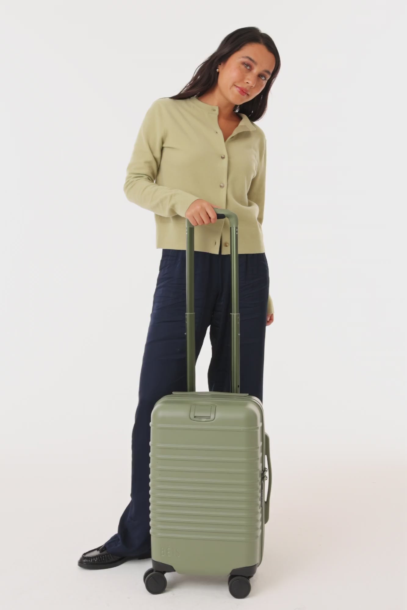 The Small Carry-On Roller in Olive
