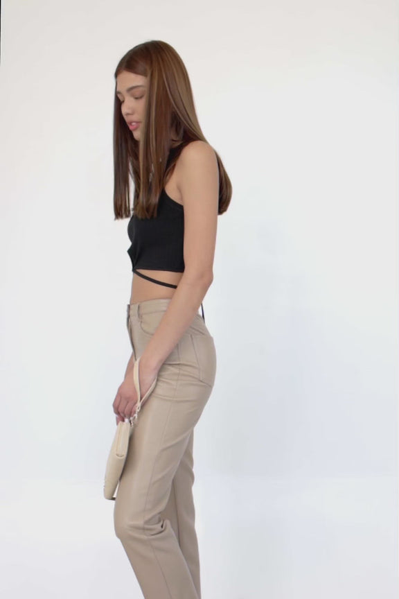 BÉIS 'The Travel Wallet' in Beige Travel Wallet & Travel Clutch