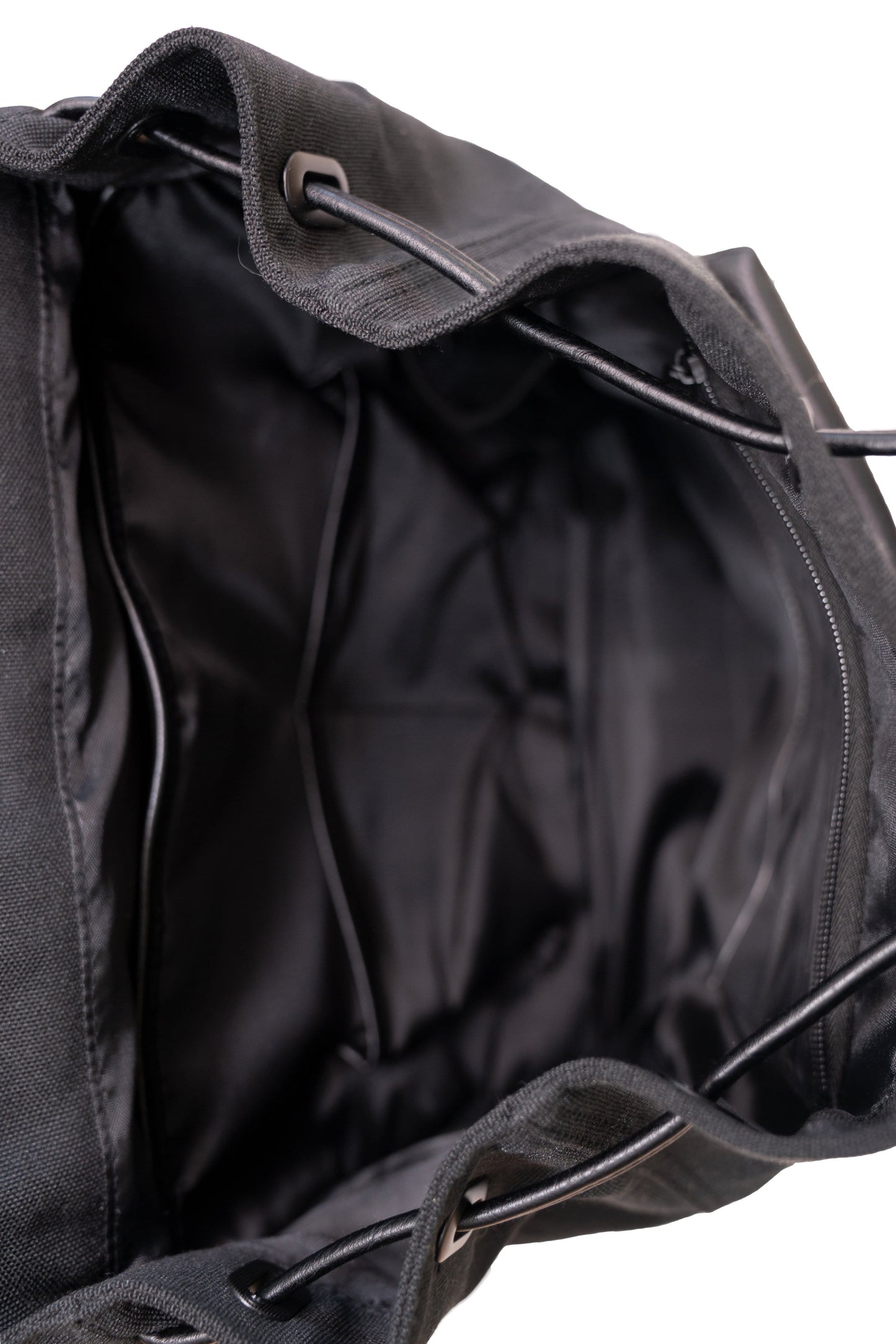 Rucksack Black Open Top with Inside Pocket View