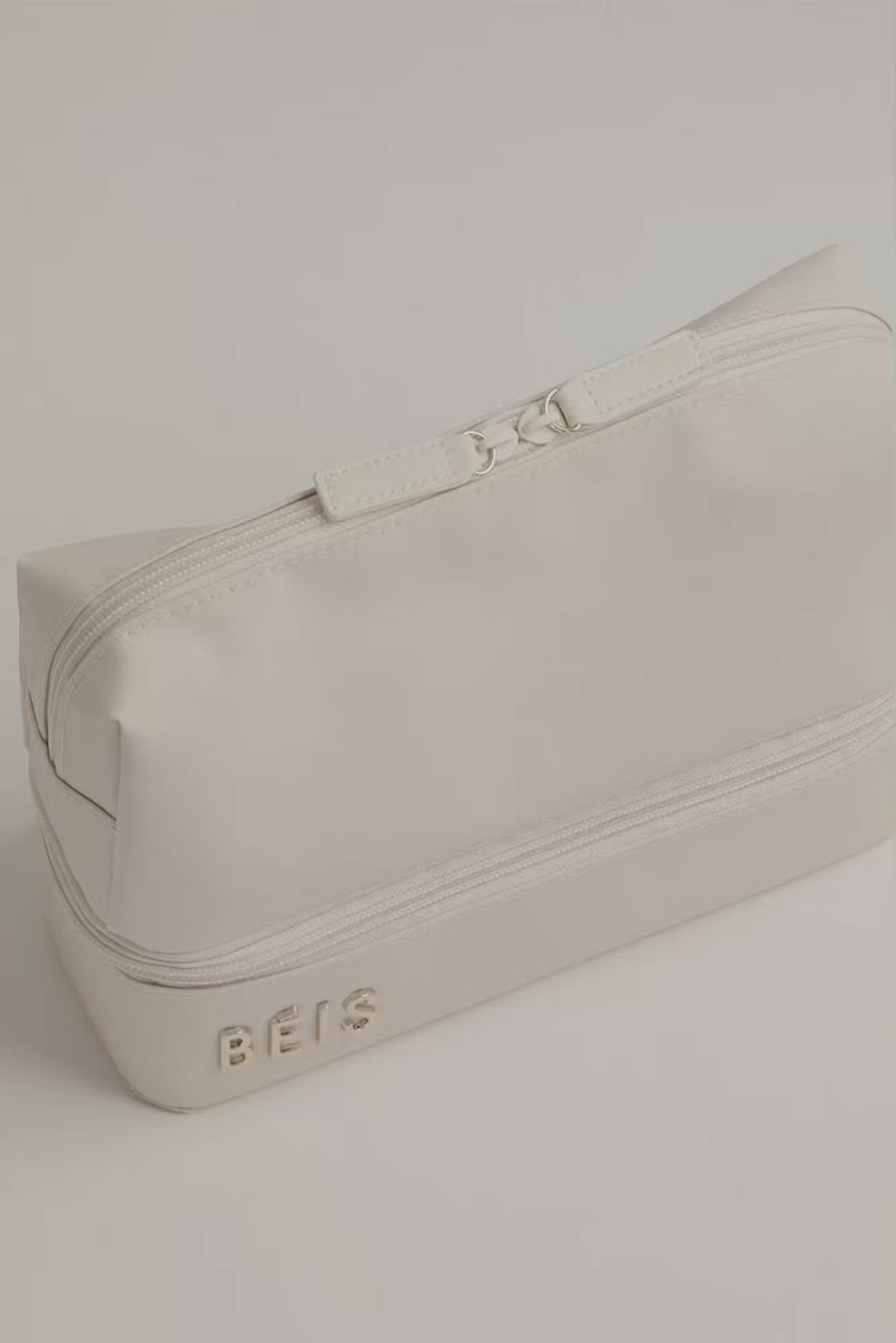 B IS The Cosmetic Organizer in Beige Travel Cosmetic Case For