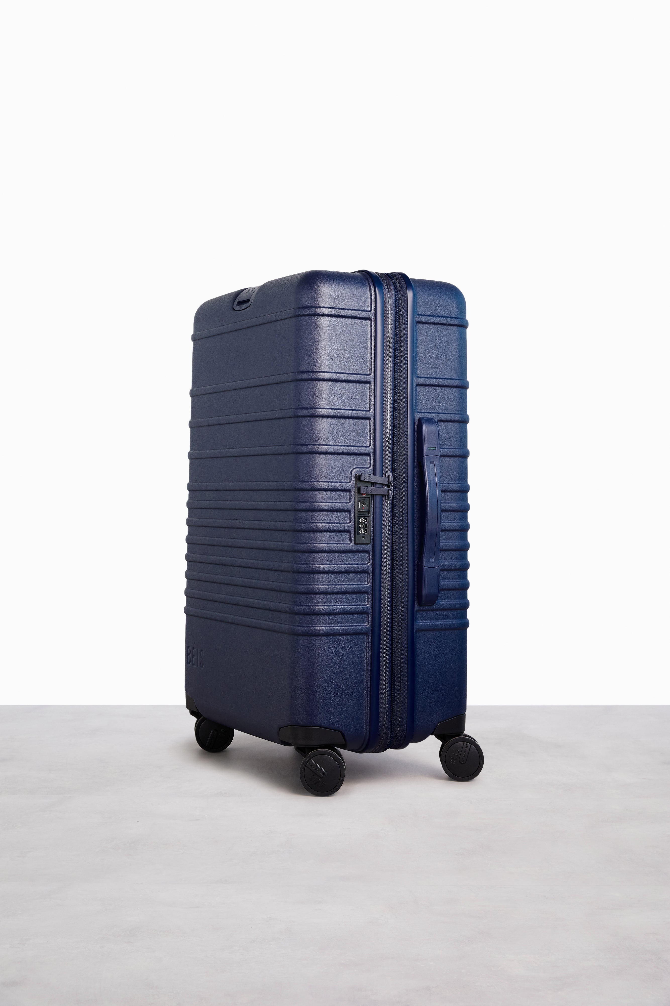 Beis discount luggage reviews