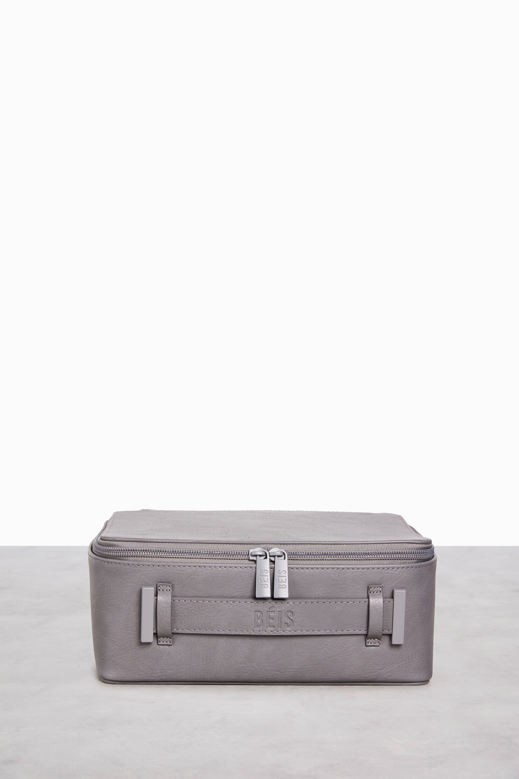 Béis 'The Cosmetic Case' In Grey Grey Makeup Organizer & Travel Case