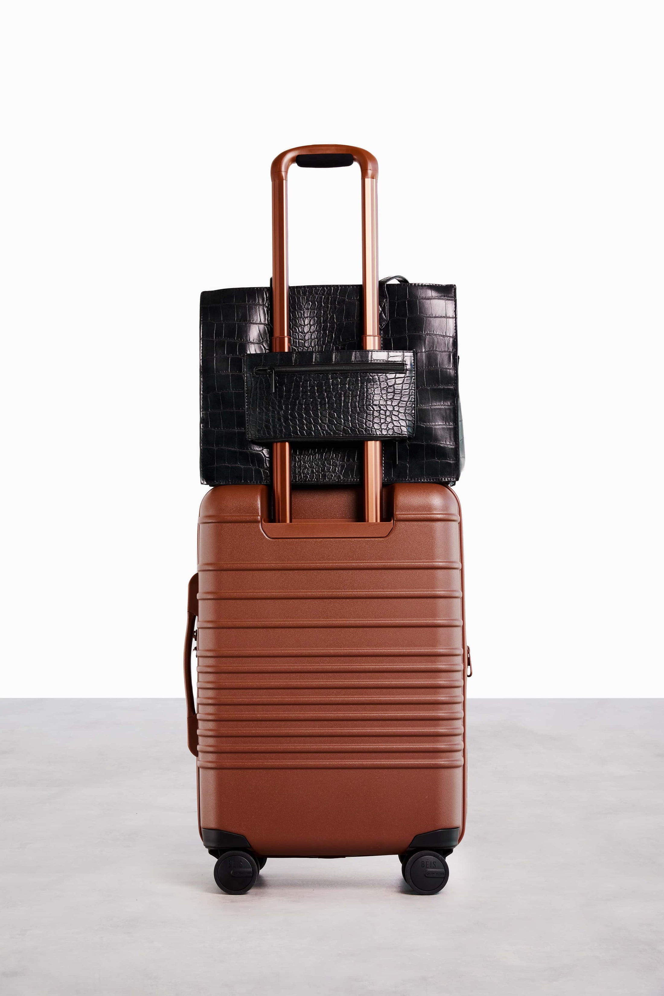 Béis 'The Carry On Roller' in Maple Brown Carry On Luggage & Suitcase