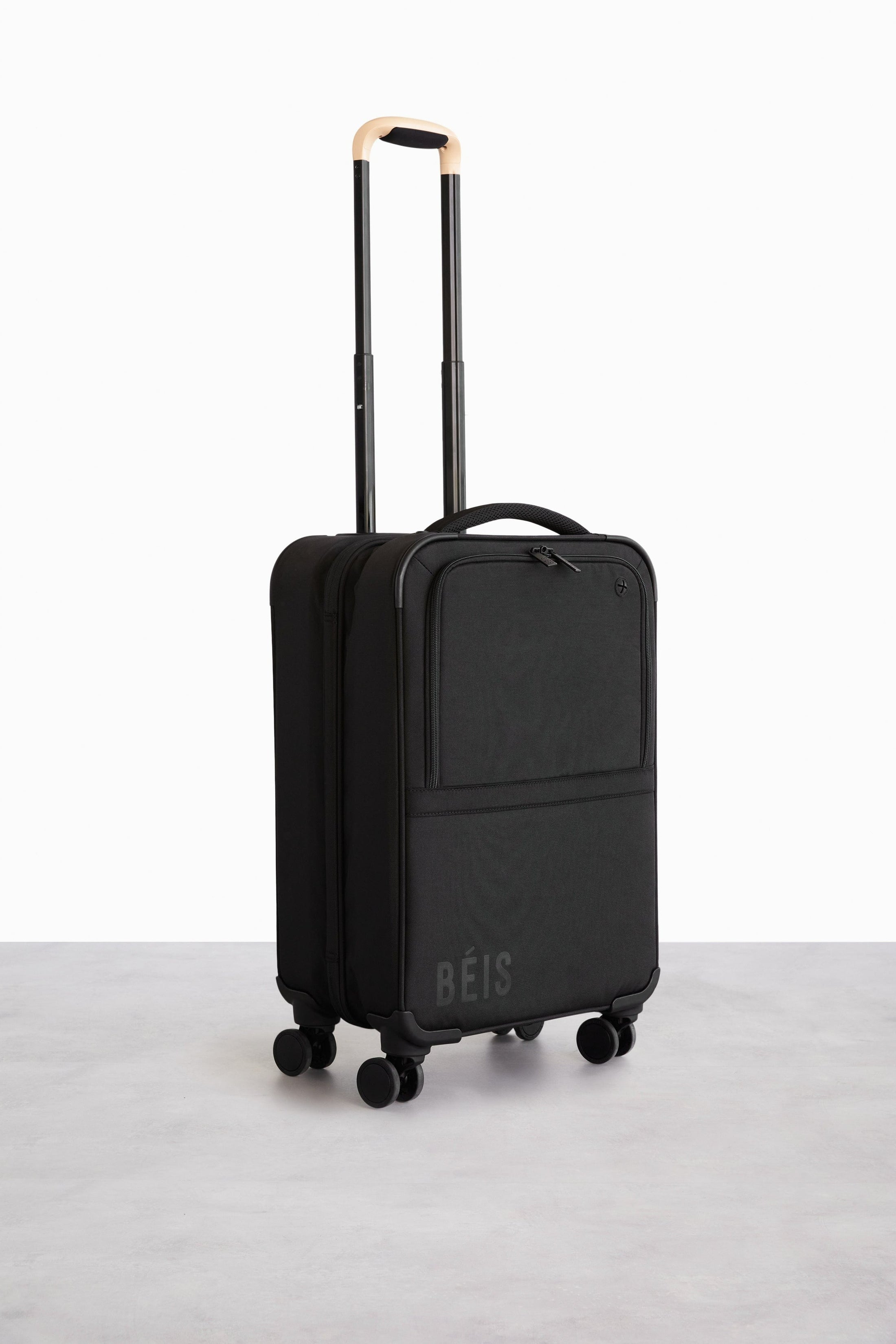BÉIS 'The Soft Sided Collapsible CarryOn Roller' in Black 21