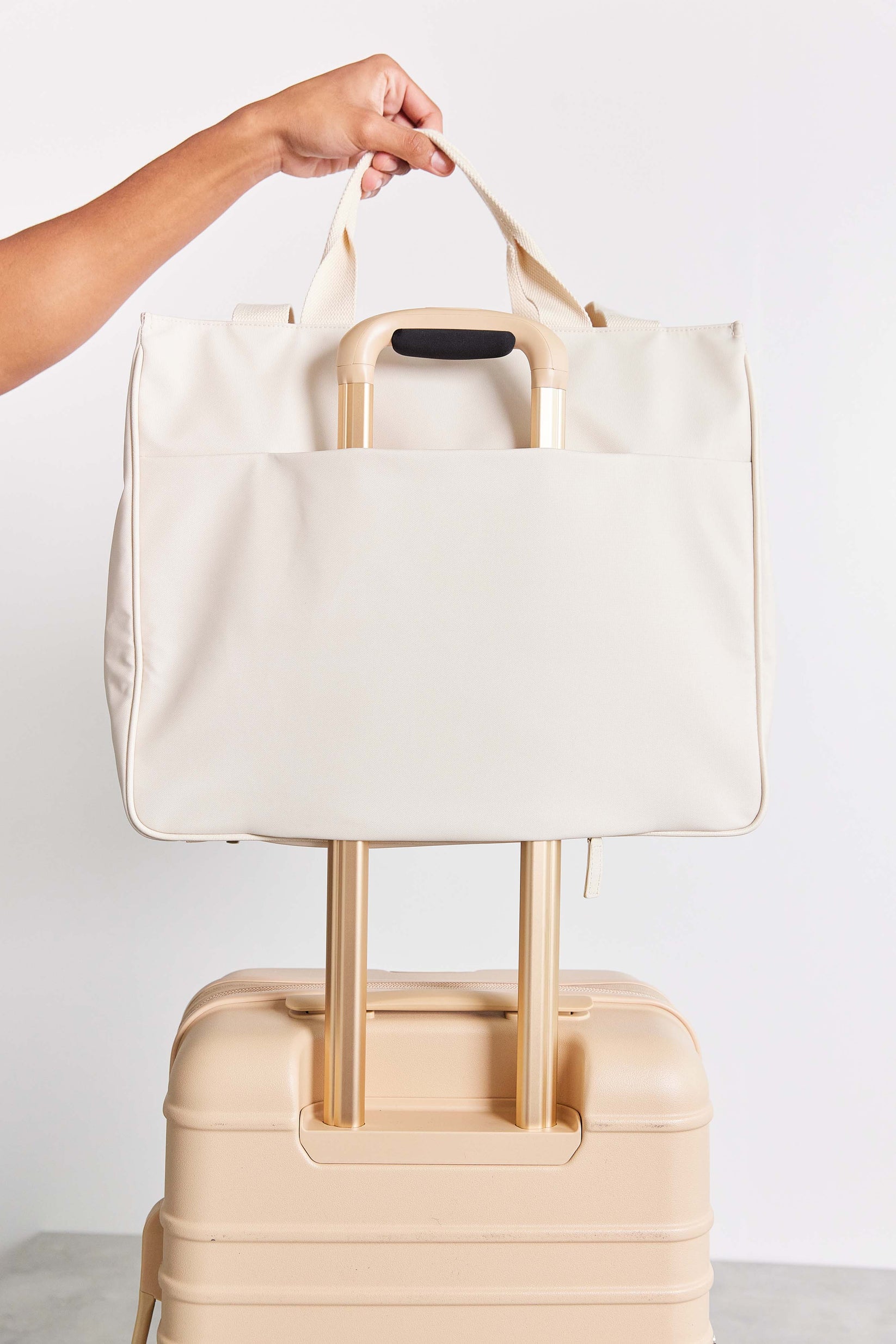 EAST WEST TOTE BELLE OF THE BAROQUE