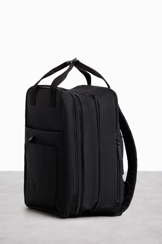 BÉIS 'The Expandable Backpack' in Black Laptop Backpack In Black