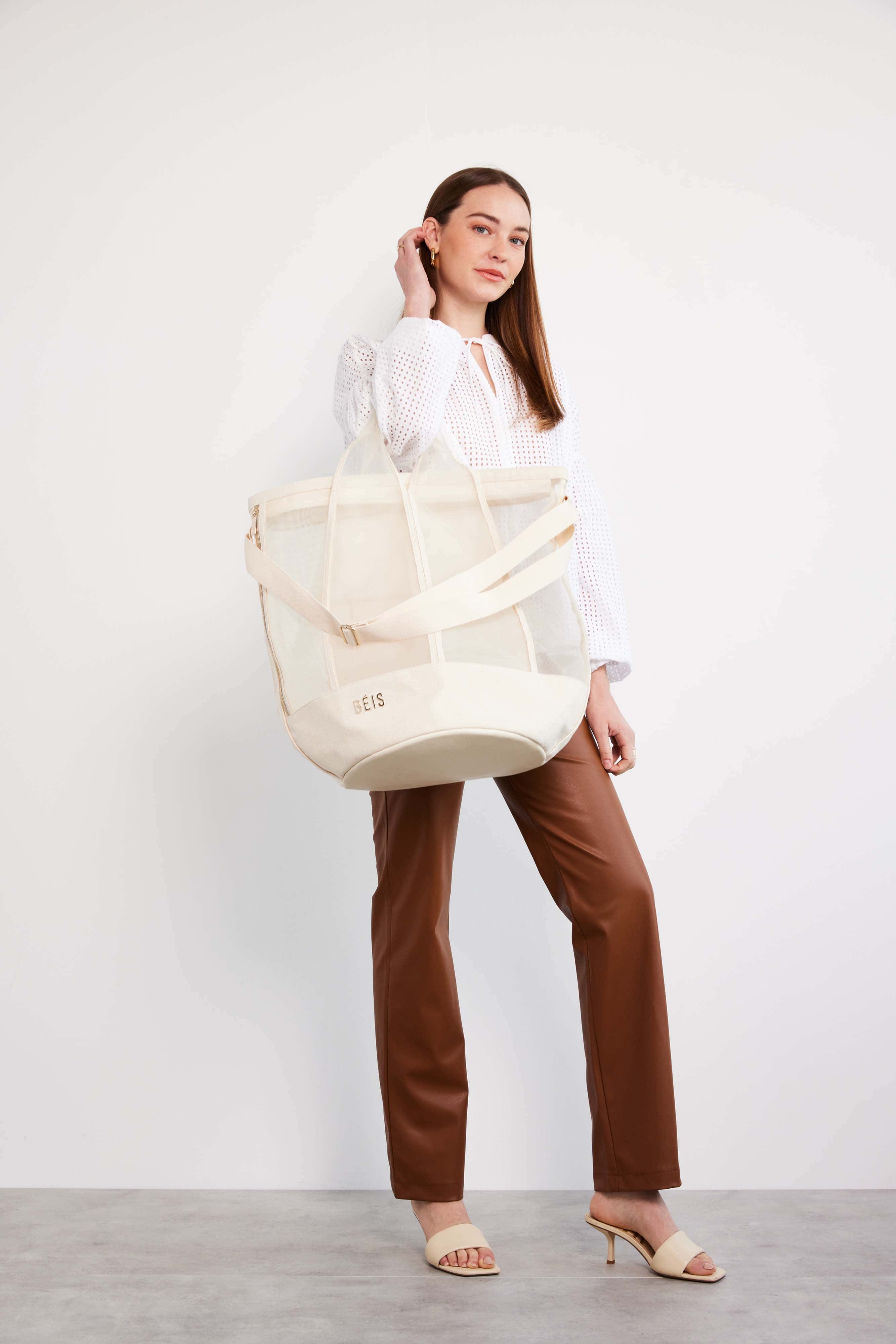 BEIS The Phat Sack in Beige Mesh Tote Bag For Beach or Travel