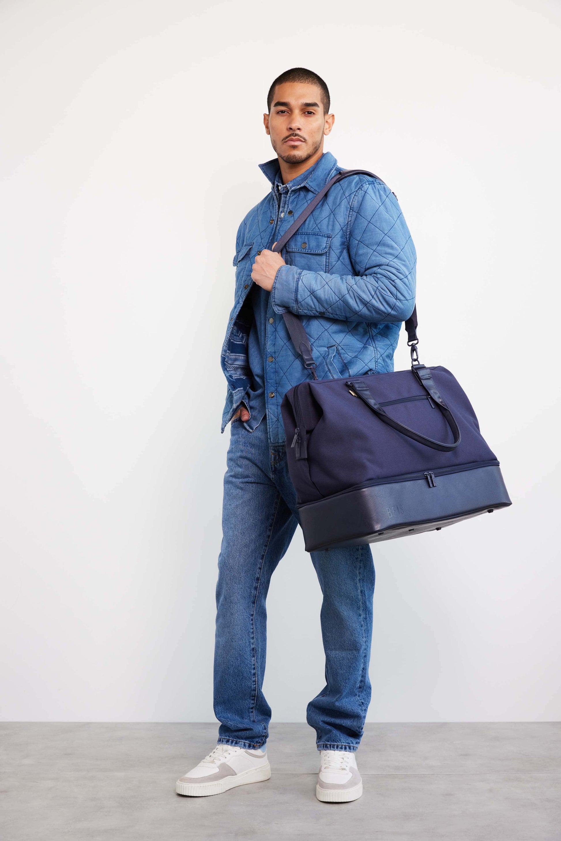 BÉIS 'The Weekender' in Navy - Small Blue Weekender Bag & Travel Duffle Bag