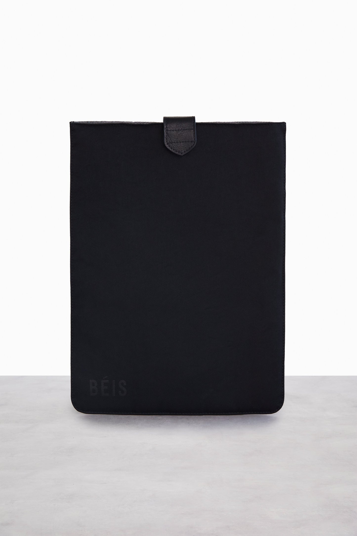 The Laptop Sleeve in Black