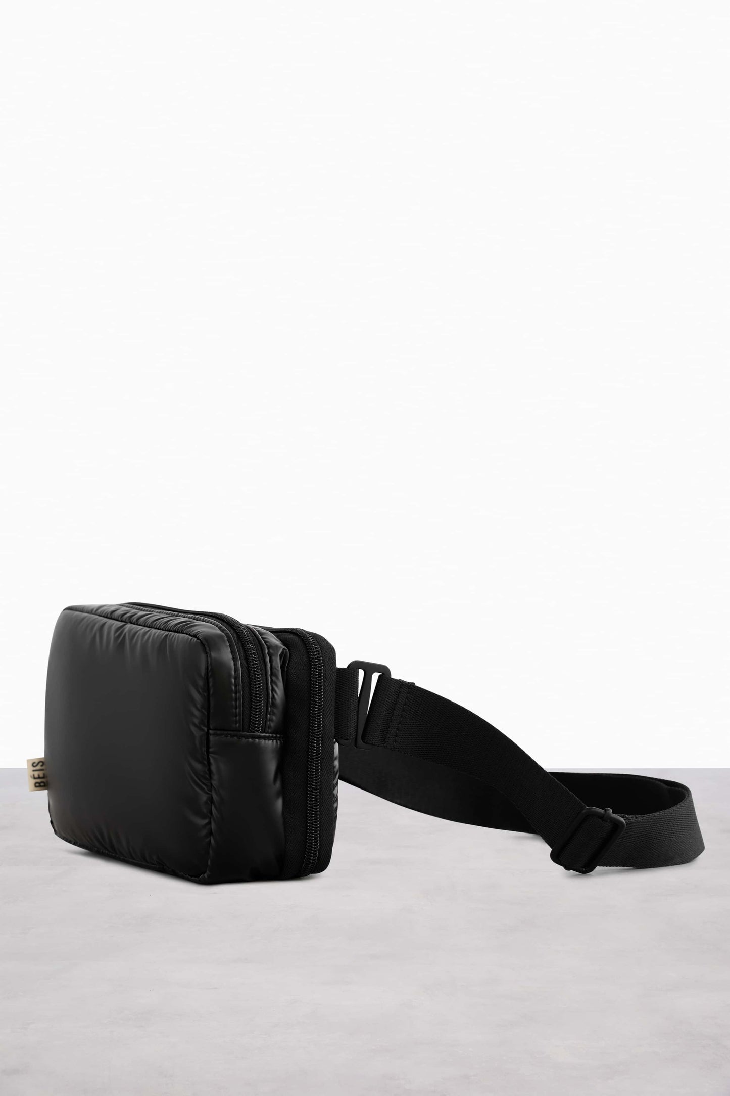 The Expandable Pouch in Black