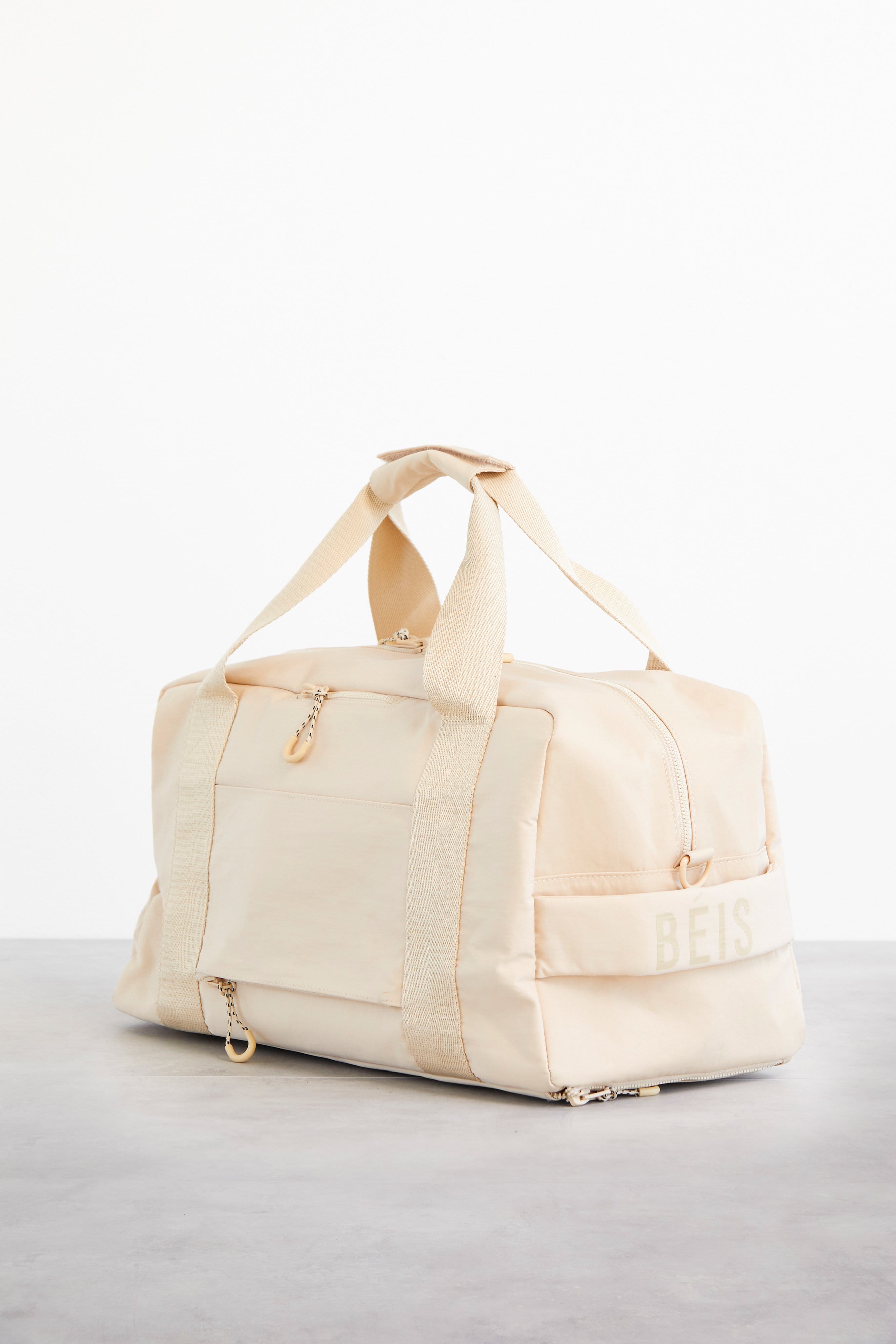 Beige outlet duffle bag