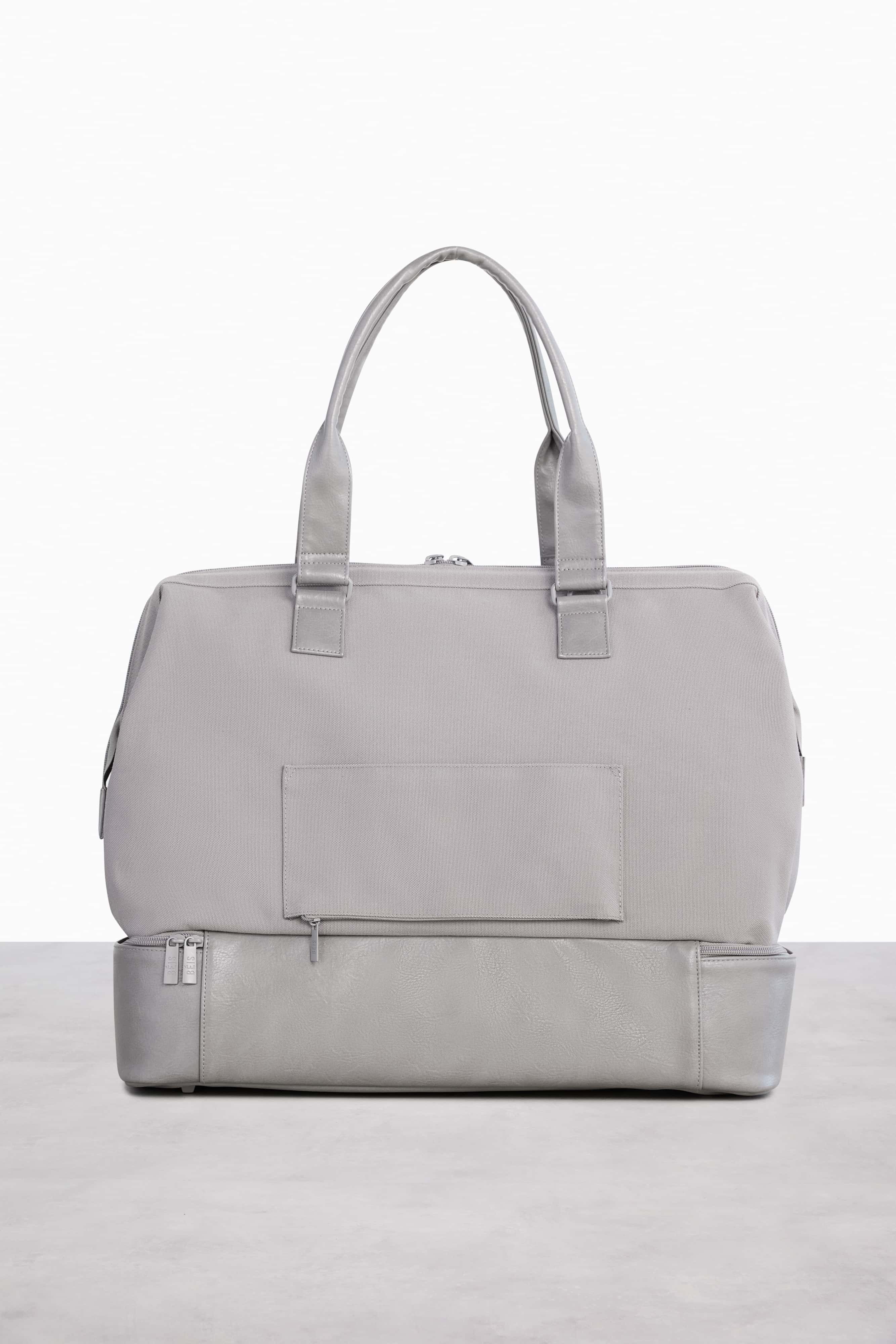 White shop weekender bag