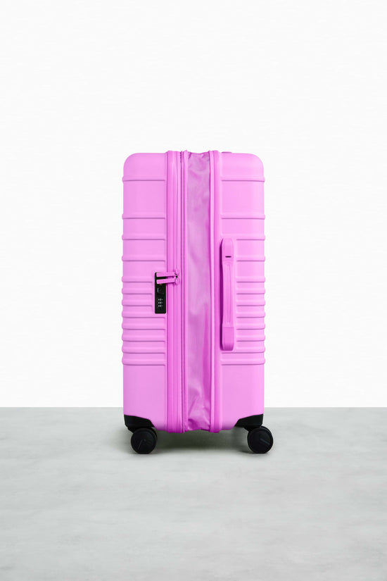 Béis 'The 26" CheckIn Roller' in Berry 26" Rolling Luggage In Purple