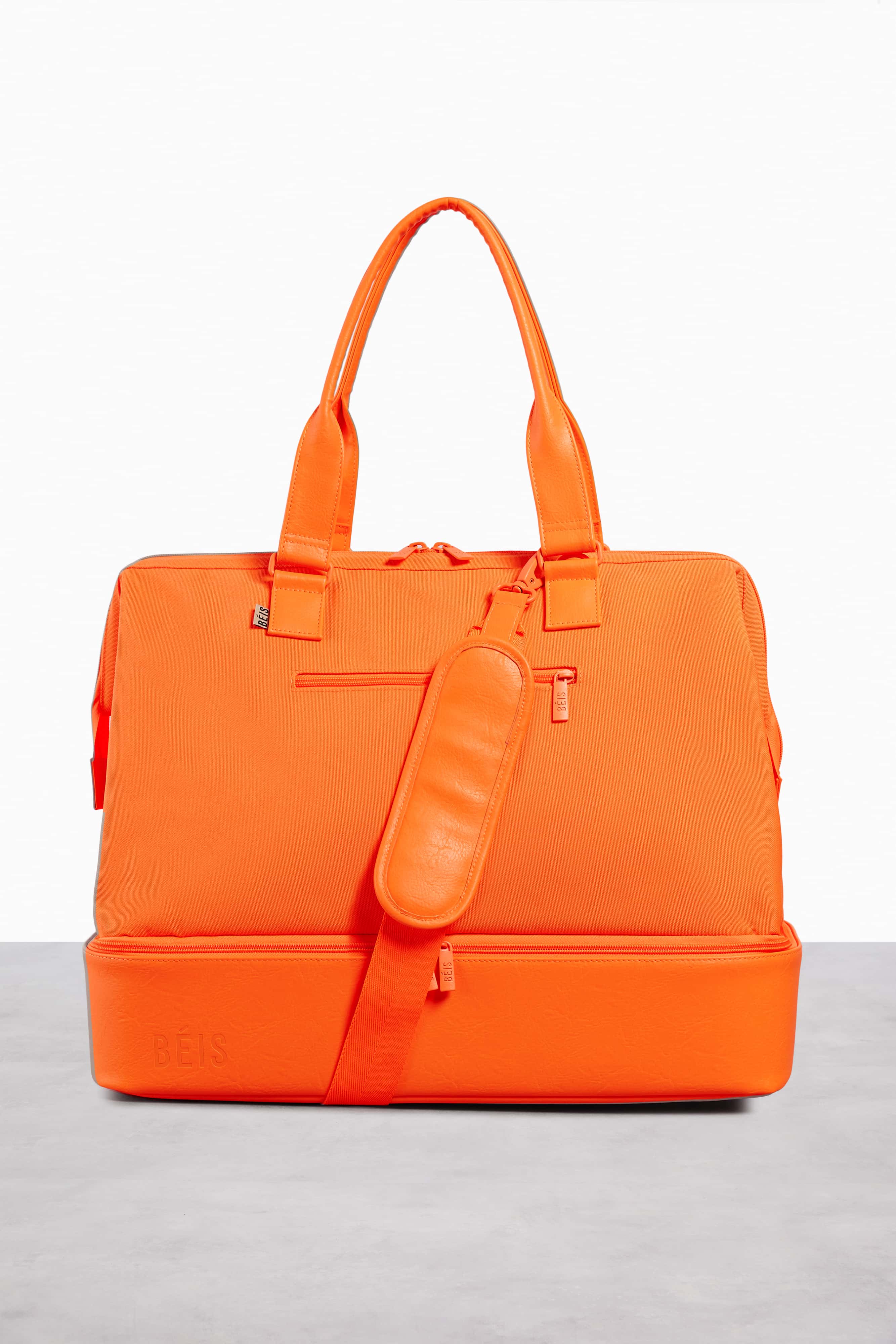 B IS The Weekender In Creamsicle Orange Travel Bag Overnight Bags