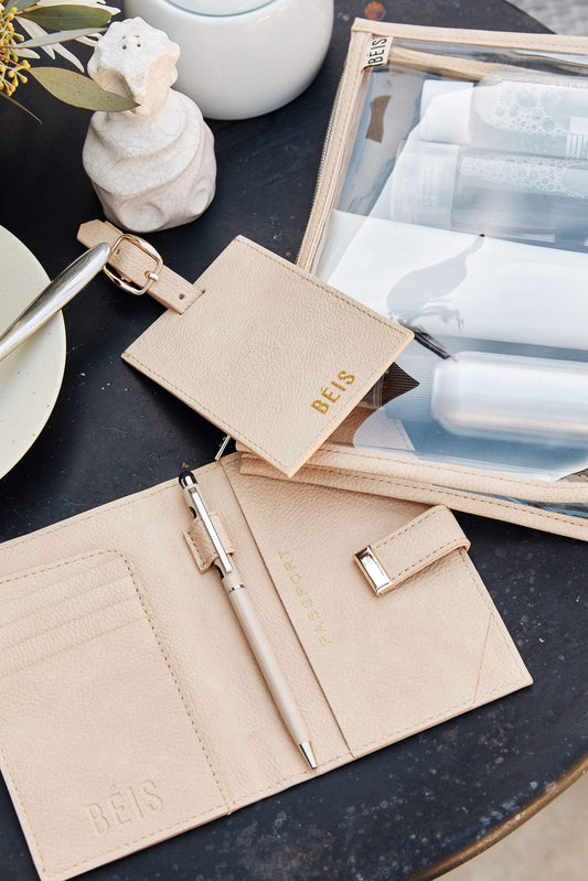 The Passport & Luggage Tag Set in Beige