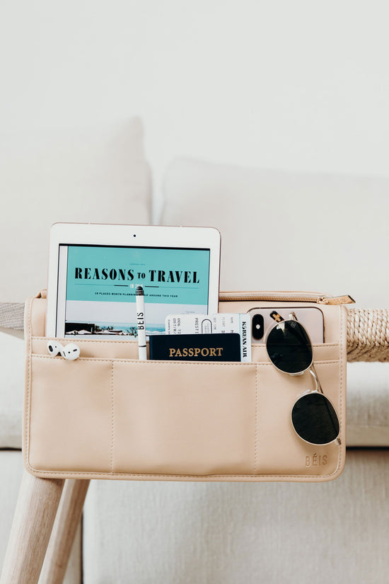 BÉIS 'The Seat Back Organizer' in Beige Best Travel & Flight Accessories